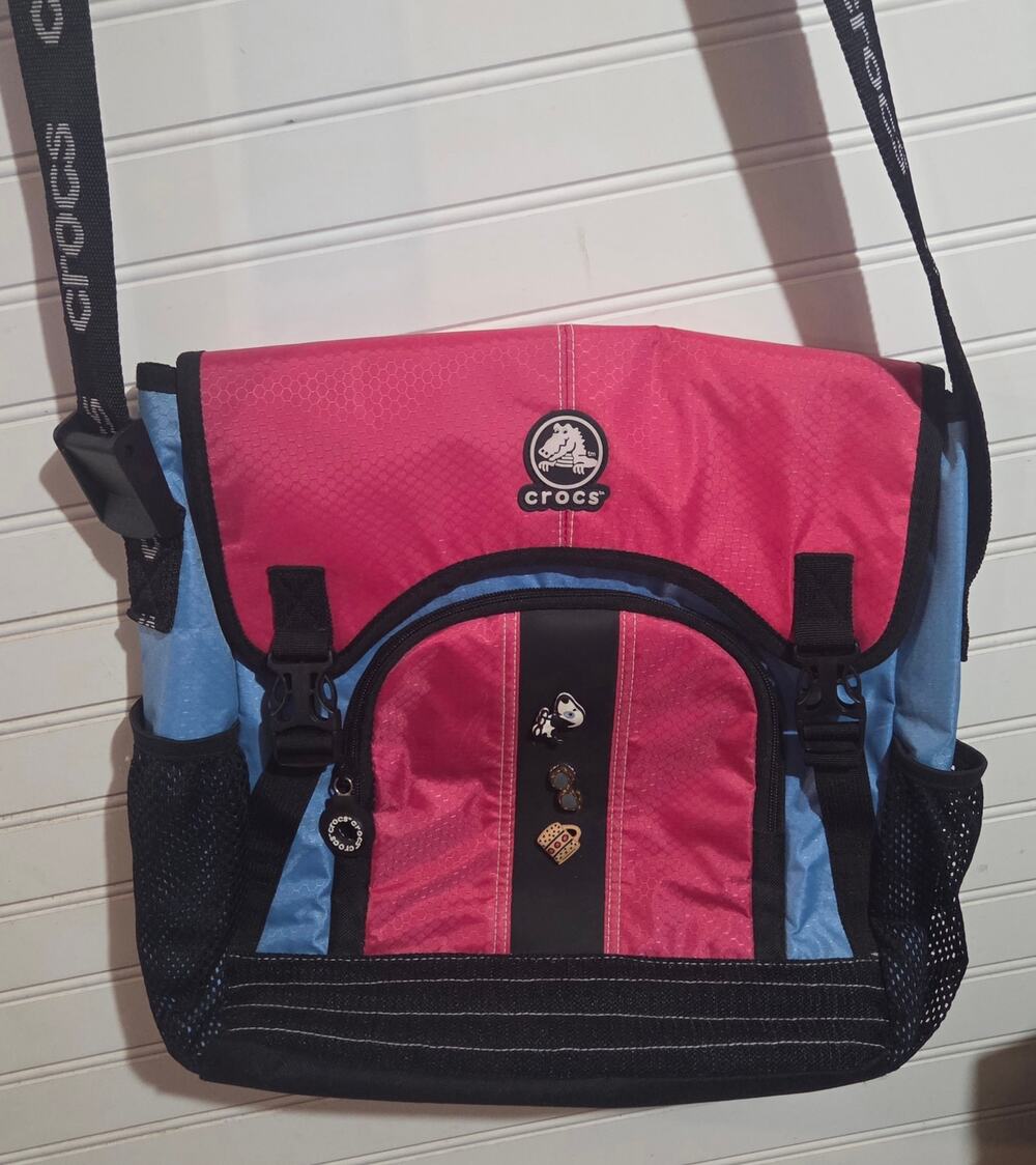 Crocs Vintage Pink Blue Messenger Bag Crossbody Lunch Box Retro 80s Colorblock